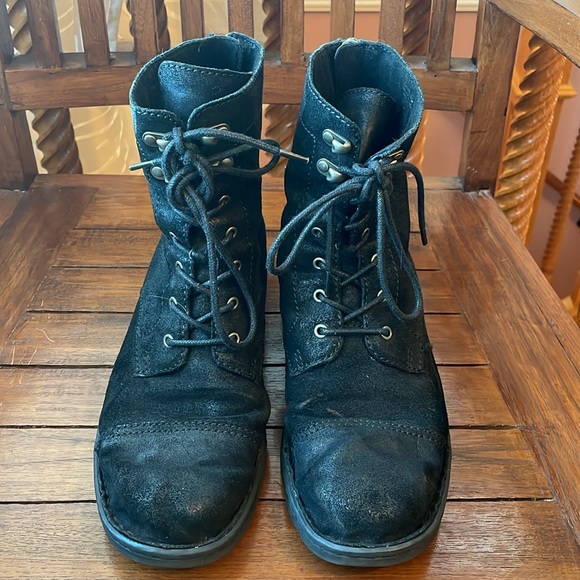 Leather Born Boots - Picture 2 of 5